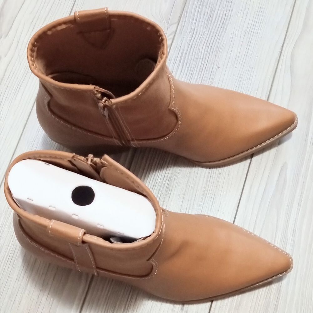 (8-4301) Universal Thread Kay Women's Boot Sz 8.5 - Picture 10 of 11
